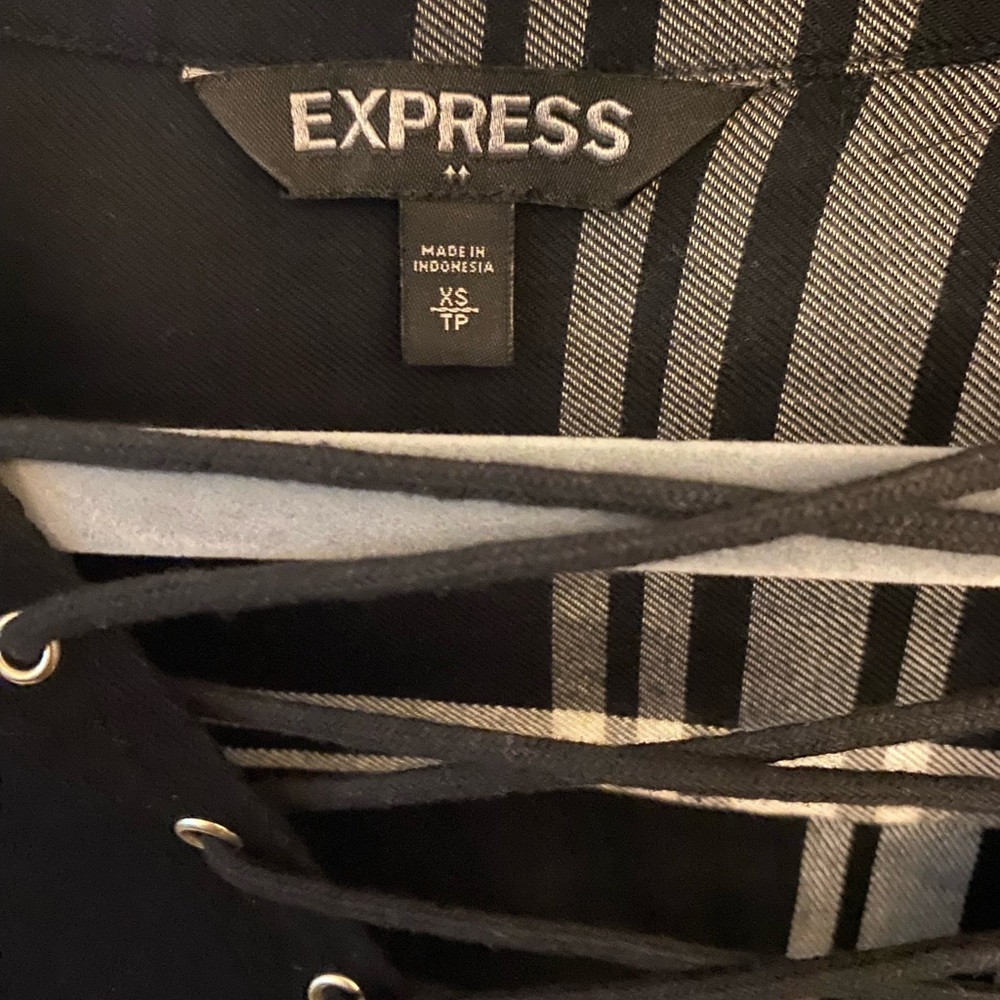 Express Flannel - Picture 3 of 3